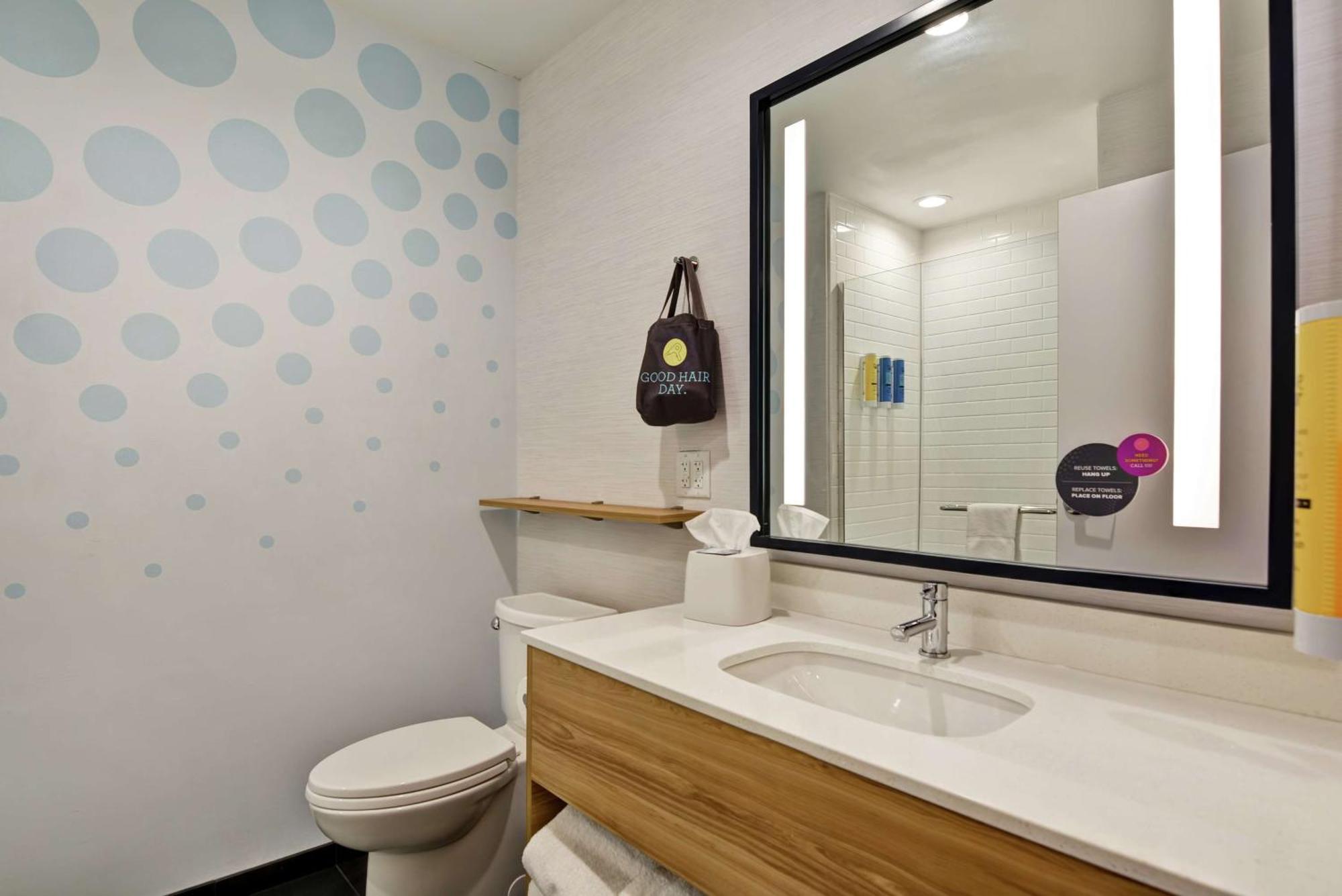 Tru By Hilton Richmond Hotel Ngoại thất bức ảnh
